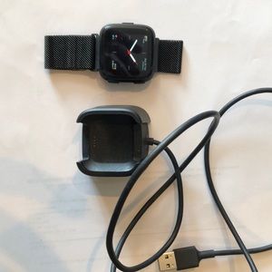 Fitbit Versa Smart Watch